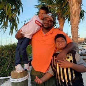 Meet your Posher, Kenny